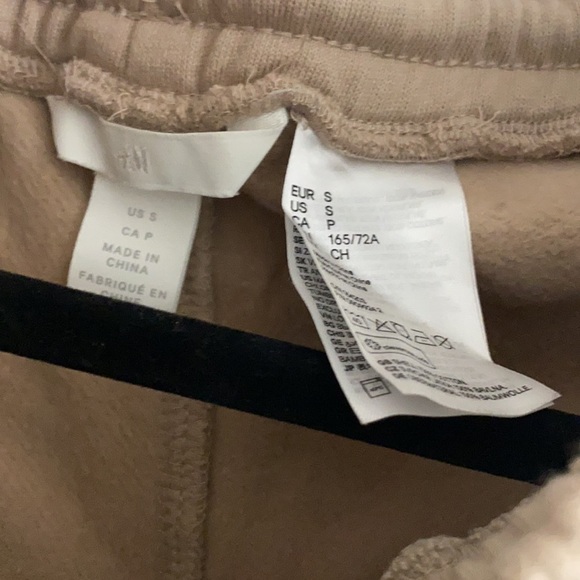 Tan jogger pants - Picture 2 of 2